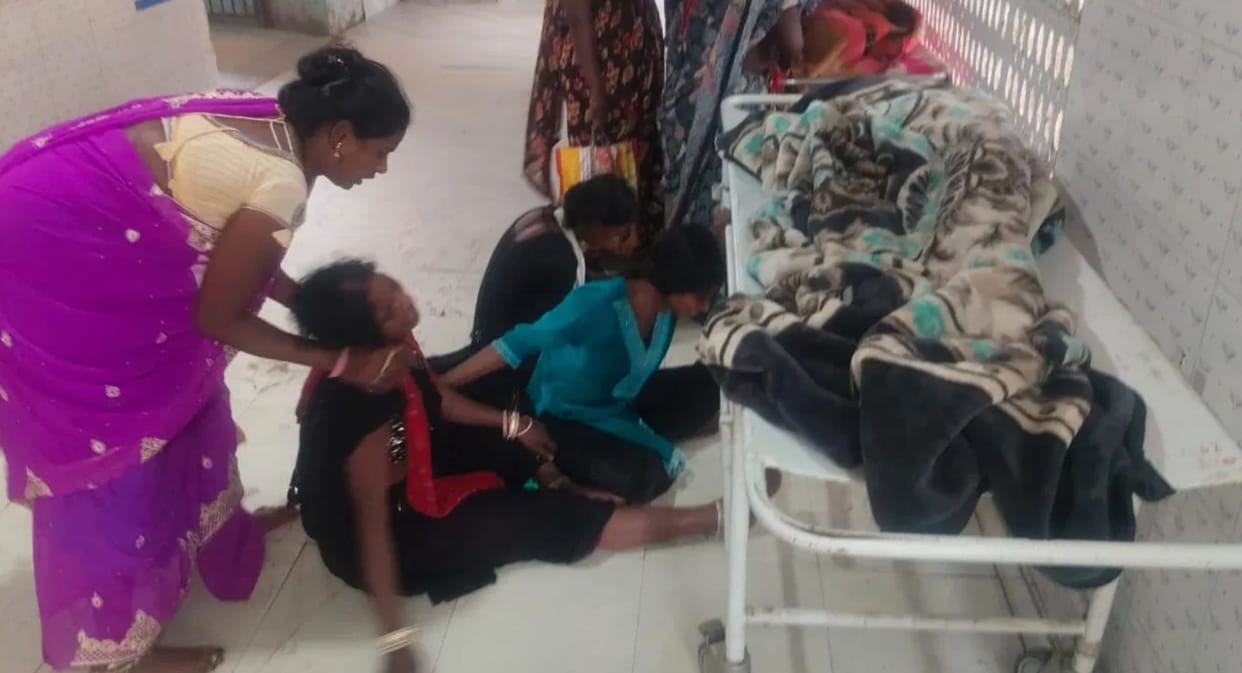 Lightning Strikes Three Friends Picking Mangoes in Gaya All Die on the Spot Village in Mourning