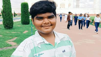 18-Year-Old Student Dies by Suicide in Agra Before NEET Exam Family in Shock