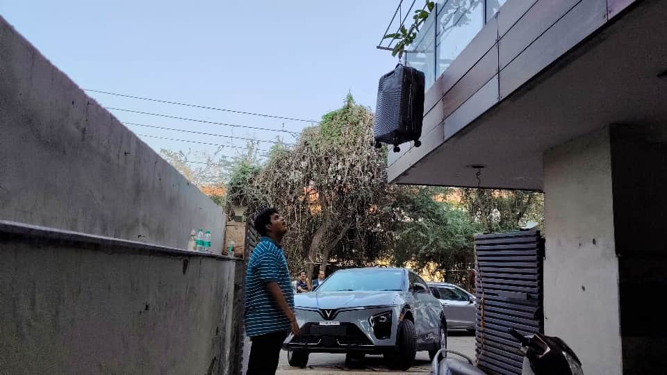 Delhi Fire Voices Silenced in Massive Fire Four-Story Building in Vivek Vihar Triggered by Exploding AC Unit