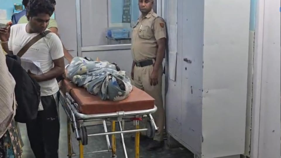 Gurugram Family Murder Man Killed Wife and Four Children Before Suicide Attempt