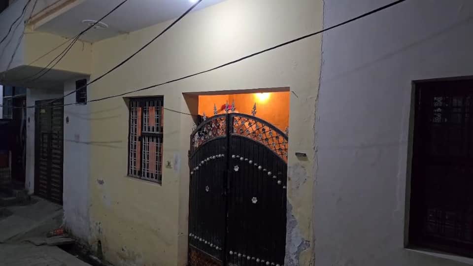 Gurugram Family Murder Man Killed Wife and Four Children Before Suicide Attempt