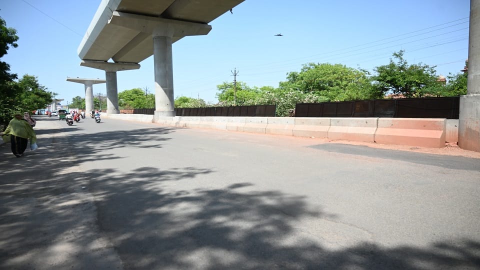 Agra Metro Removes Barricades Relief from Traffic Congestion