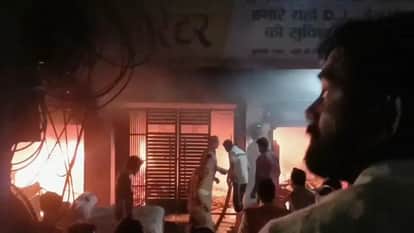 Meerut House Fire: Father and Daughter Dead, 10 Seriously Injured After Late Night Blaze