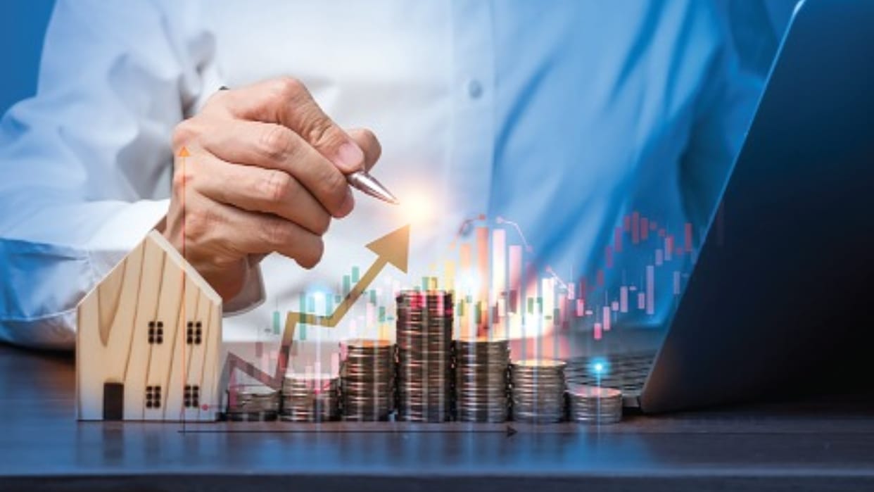financial planning for first job young bank officer sip investment emergency fund home car