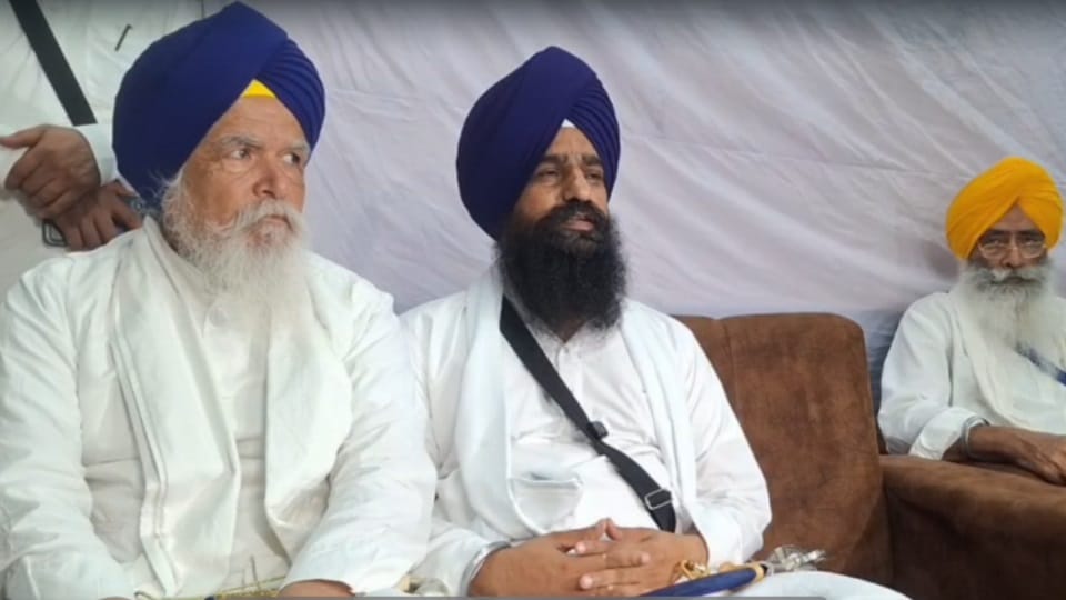 Sri Akal Takht Strict Stance Punjab Assembly Speaker Kultar Sandhwan Summoned Over Sacrilege Law on May 8