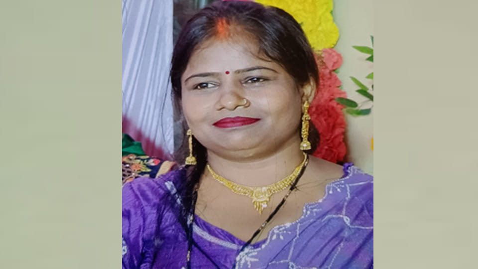 Kanpur: Body of Newlywed Woman Found on Floor; Uproar Over Allegations of Torture