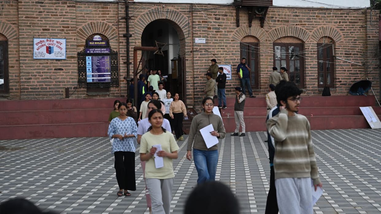 NEET UG 2026 Amidst Rain and Tight Security Over 13000 Candidates Appear for NEET