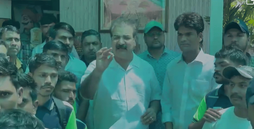 Jaipur Traffic Marshal Scheme Faces Protest Over Unpaid Salaries and Removal Claims