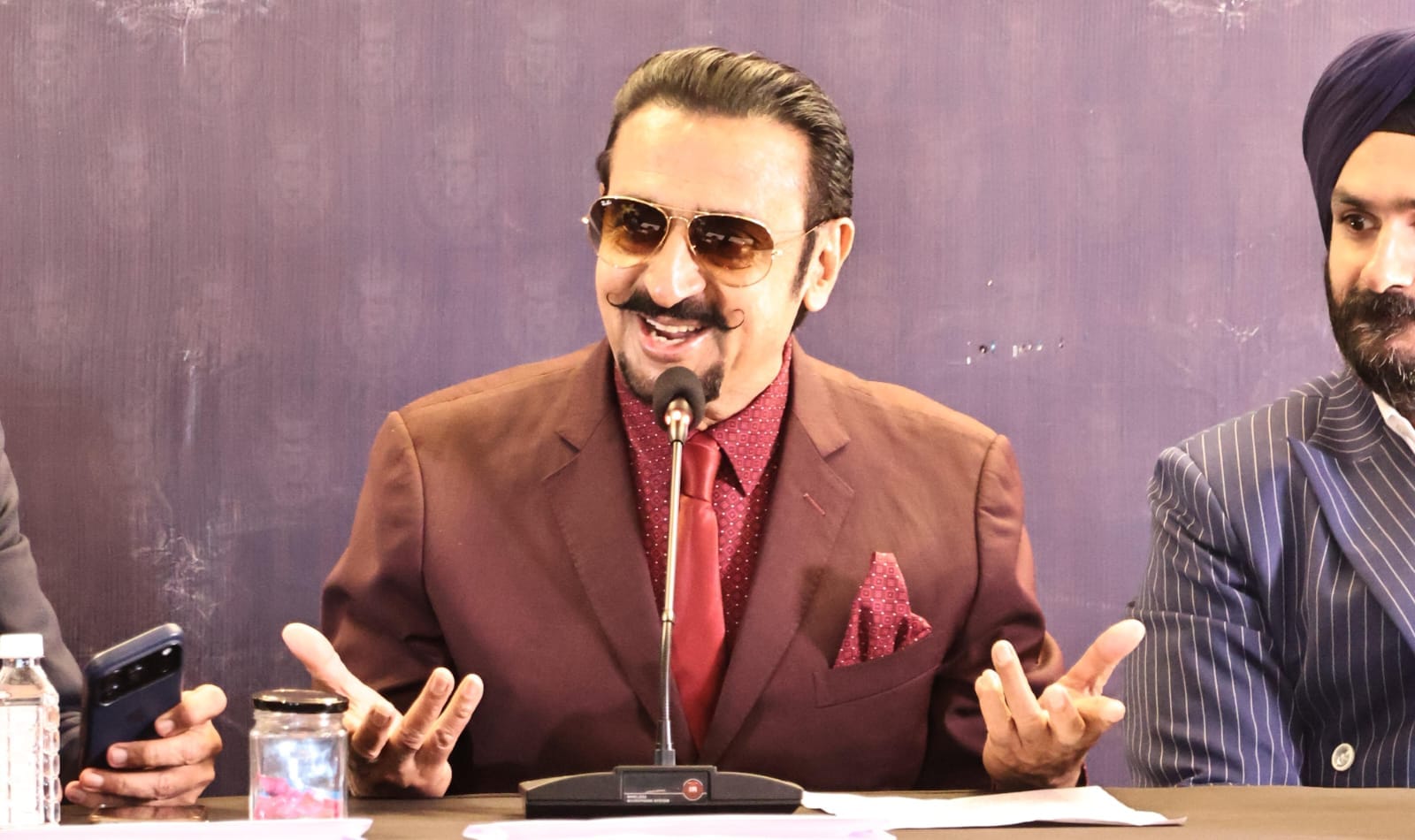 अभिनेता गुलशन ग्रोवर।