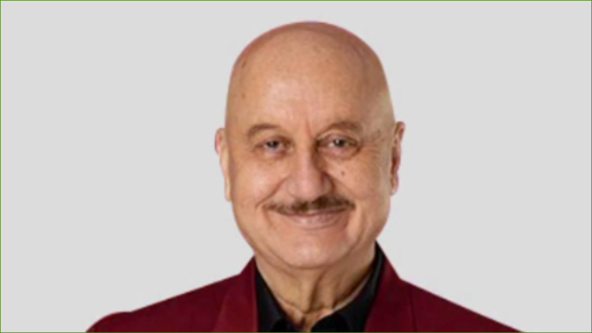 Anupam Kher and Paresh Rawal congratulates PM Modi on completing 12 years in office