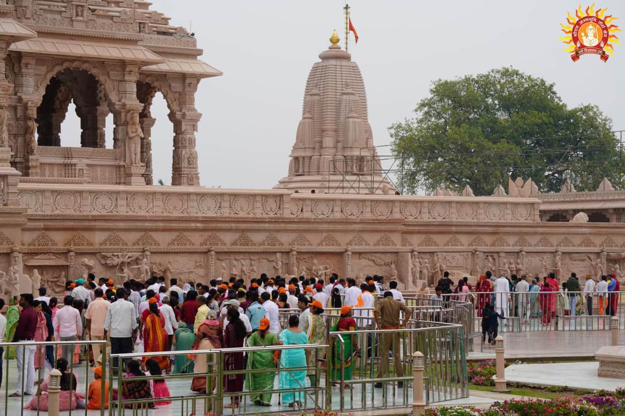 Ayodhya: This August 15, the tradition of Ram temple will change after 498 years, devotees arrived in record n