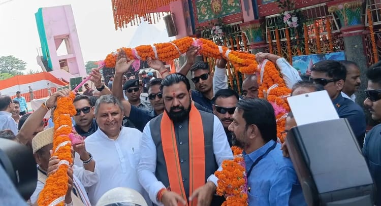 Bihar News: CM सम्राट चौधरी ने सड़क-पुल परियोजनाओं का जायजा लिया, विकास कार्यों में तेजी लाने के दिए निर्देश