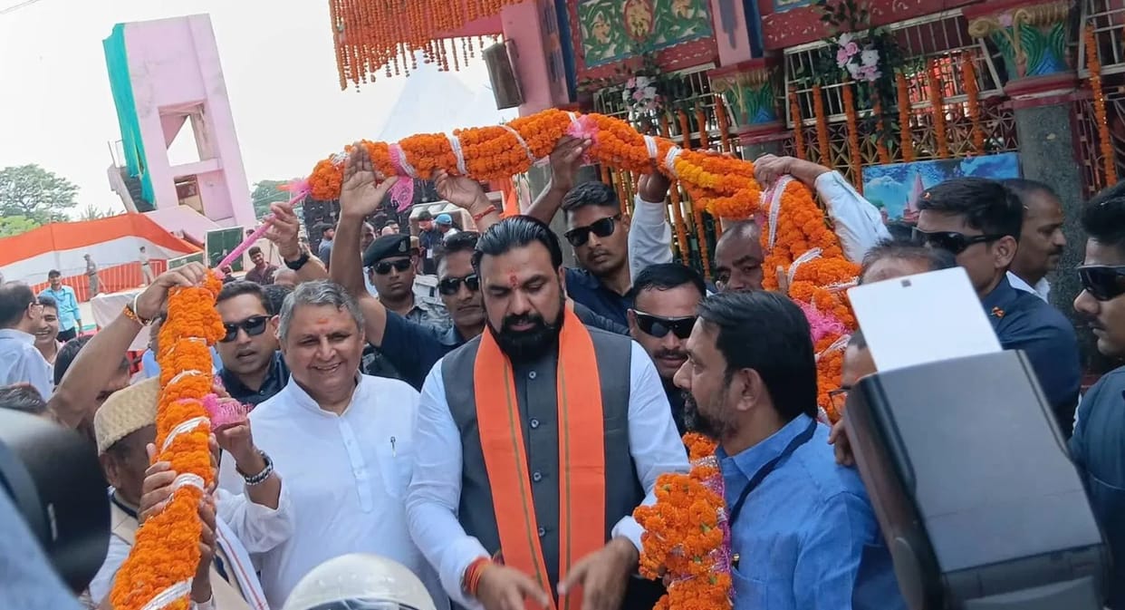 CM Samrat Choudhary reviews road and bridge projects directs faster pace of development work