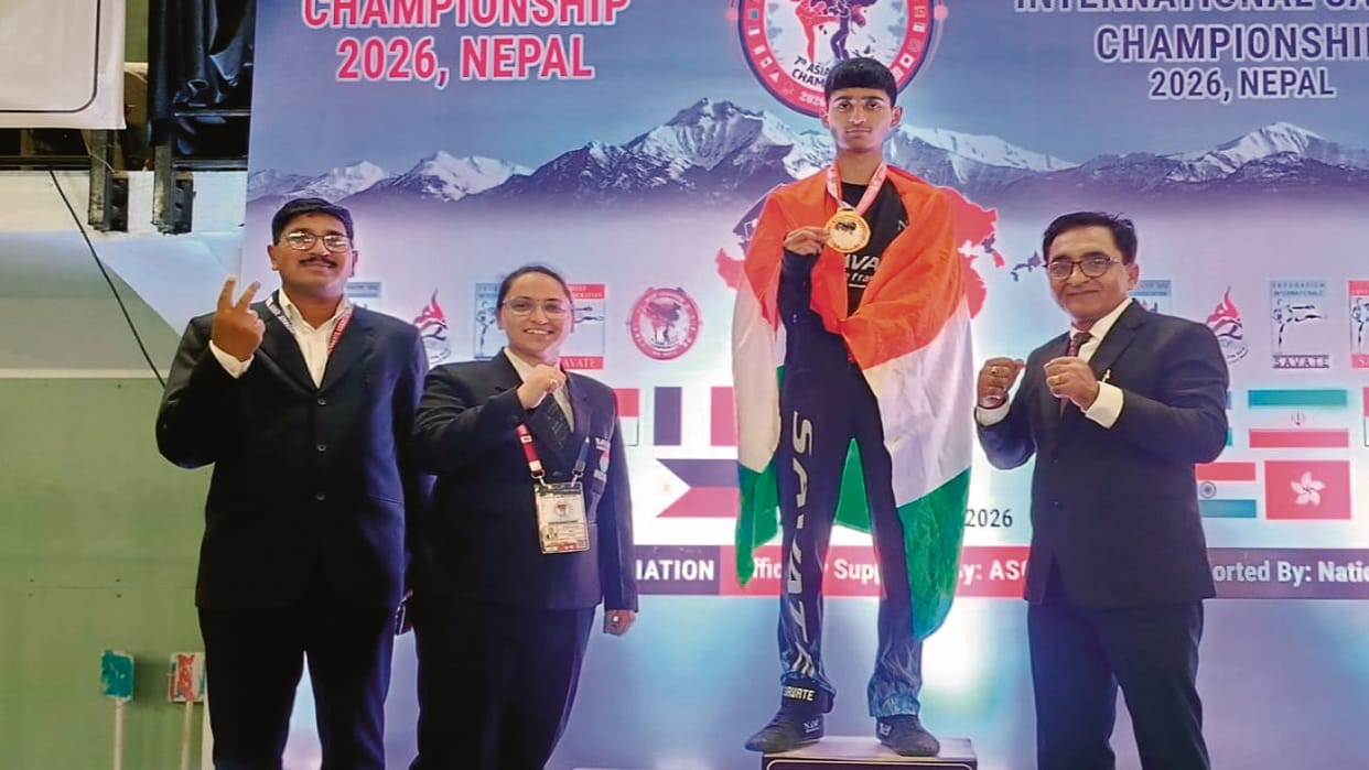 Father-son duo wins gold and silver medals at the Asian Championships.