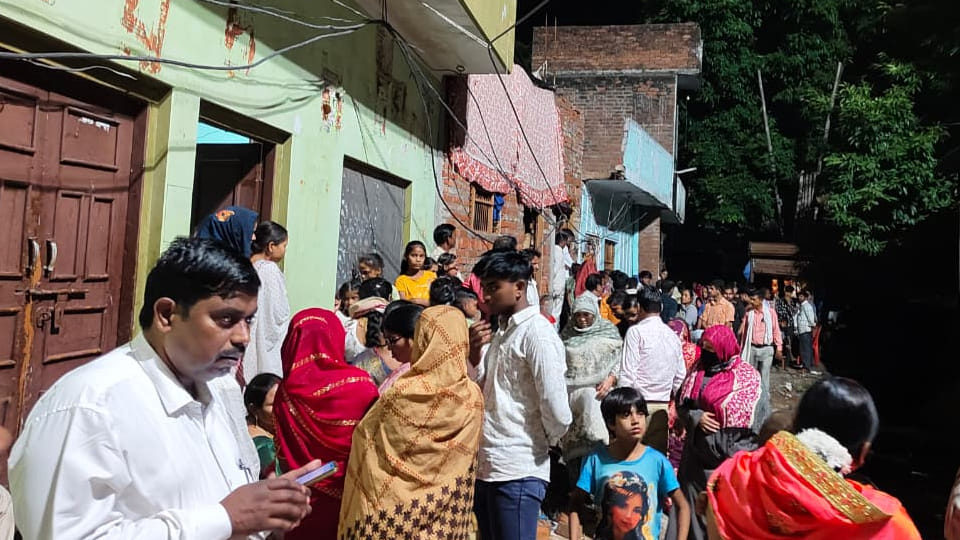 Farrukhabad: Groom's Mother Dies During Wedding Procession; Celebrations Turn into Mourning