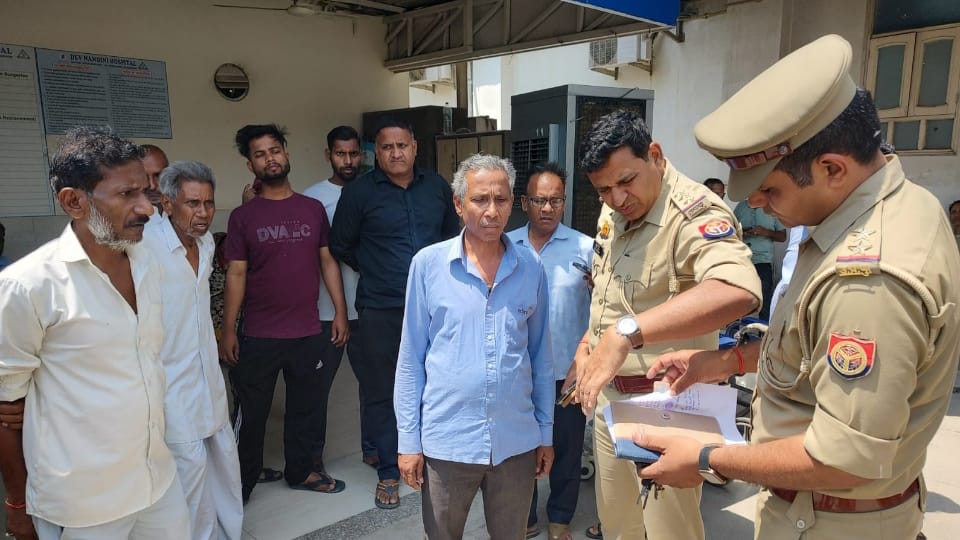 Husband Brutally Slits Wife Throat on Suspicion of Illicit Affair Condition Critical in hapur