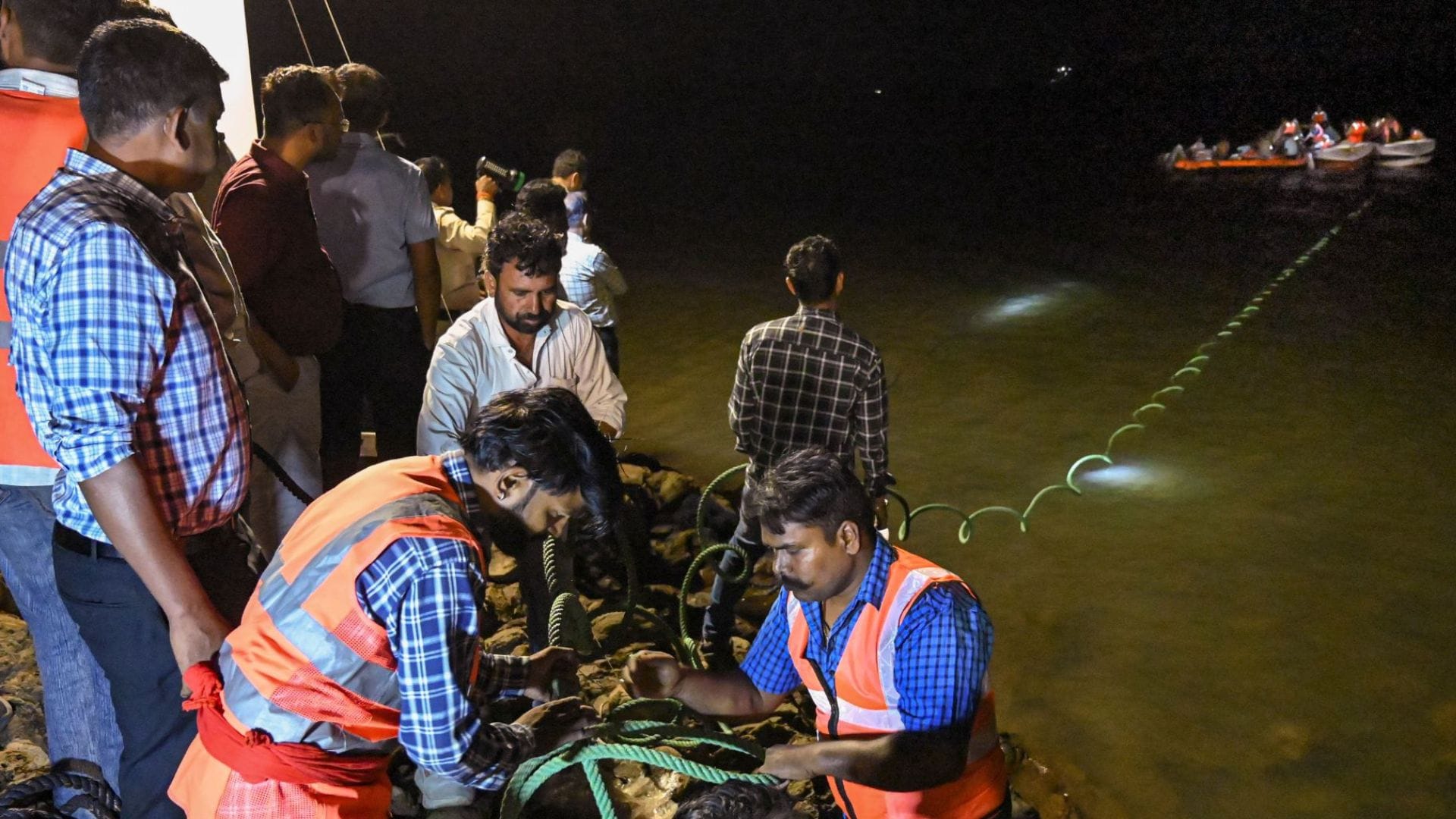 हादसे की वक्त की तस्वीर