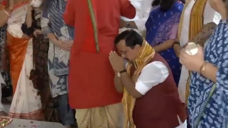 Delhi:बंगाल में भाजपा की जीत के बाद कालीबाड़ी मंदिर पहुंचे नितिन नवीन, पूजा-अर्चना की – Nitin Nabin Visits Kalibari Temple Following Bjp’s Victory In Bengal