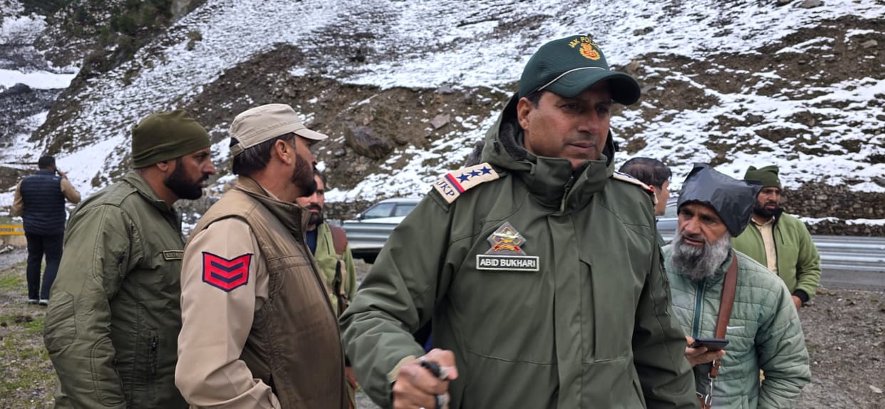 Five missing after snowfall on Mughal Road