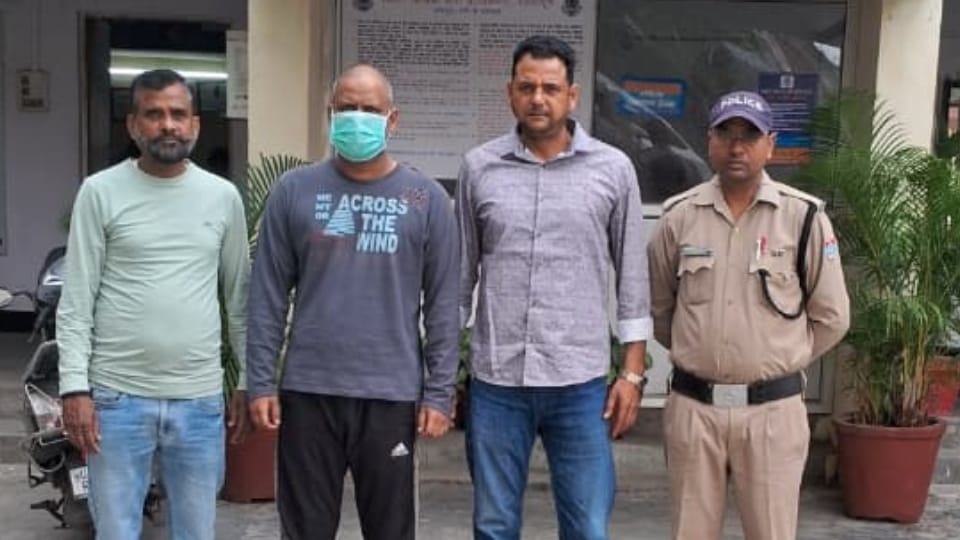 Dehradun Crime Ringleader of SSC Exam Cheating Racket Arrested  STF caught Him in Saharanpur