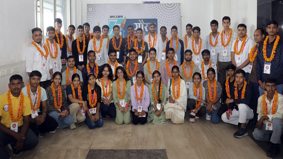 Atul Maheshwari Scholarship Ceremony: The key to success is discipline and inner peace