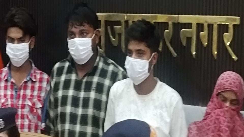Muzaffarnagar: Transporter was honey-trapped, called, beaten and robbed, video made; act of revenge