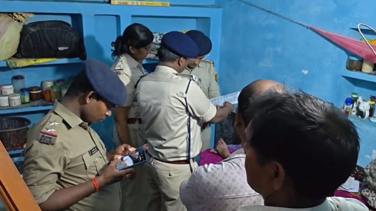 tuition teacher's body found hanging in room in Bettiah horrifying secret revealed when closed door broken