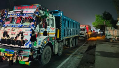 Kanpur Accident Dumper Collides with Wedding Procession Van Followed by a Six Vehicle Pileup 16 Injured