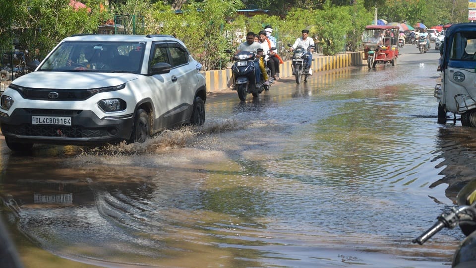 Dug-Up Roads Turn to Mud After Rain Chaos Near Raja Mandi Station