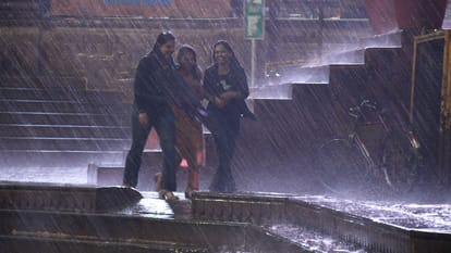 Amidst gathering clouds Kashi receives rainfall Orange Alert issued for today winds expected