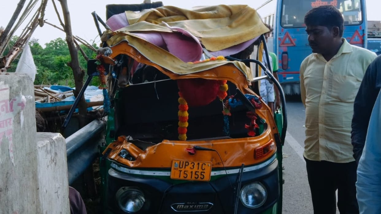Three people Killed and Five Injured in Truck  And Auto Collision in Lakhimpur kheri