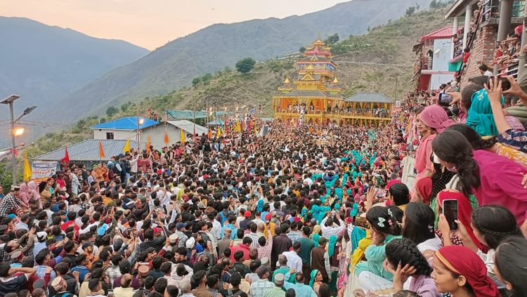साहिया: 39 साल बाद कचटा में प्रवास पर पहुंचे चालदा महासू देवता, दर्शन के लिए उमड़े श्रद्धालु