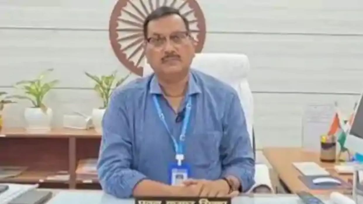 Major action on financial irregularities and negligence, Panchayat Secretary Abhay Kumar Gupta dismissed