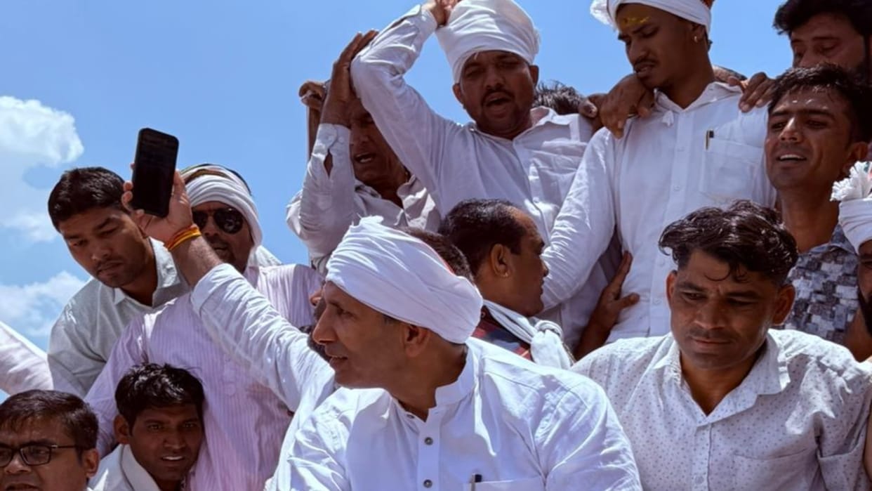 Maha Chakkajam: Congressmen took to the streets to protest farmers' demands