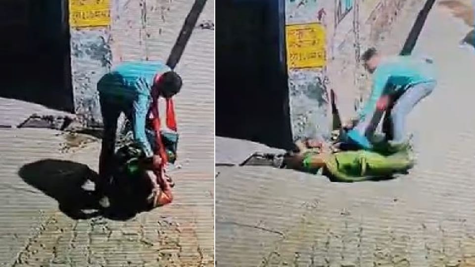 Woman Confronts Bike Riding Robbers in Etah