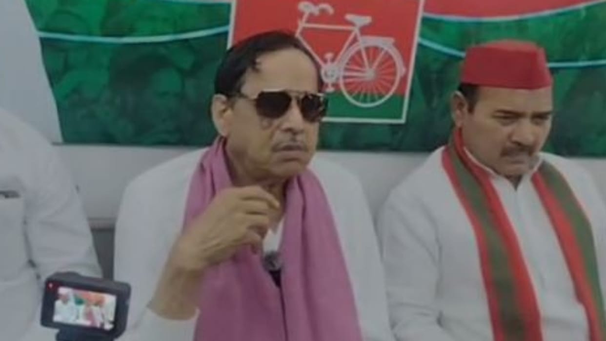 SP leader Naseemuddin Siddiqui lashes out at the BJP in a poetic style in Bareilly