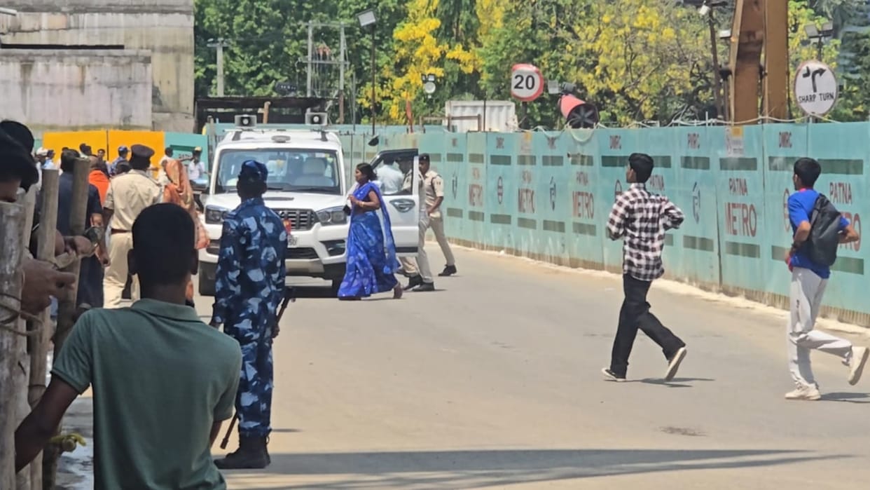 Public inconvenienced by restriction roads swearing-in ceremony pm modi roadshow patna Bihar news