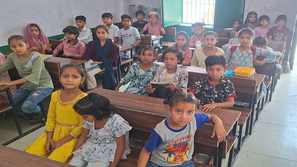 no assistant teacher in parishadiy vidyalay of Hathras