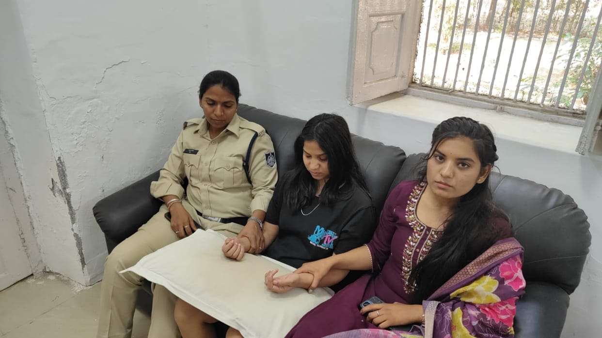 Indore News: Three doctors took 50 percent commission in exchange for sending patients to the lab, Lokayukta a