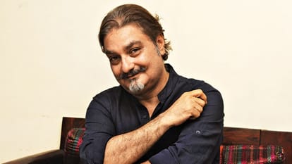vinay pathak exclusive interview actor shared about his films and social media