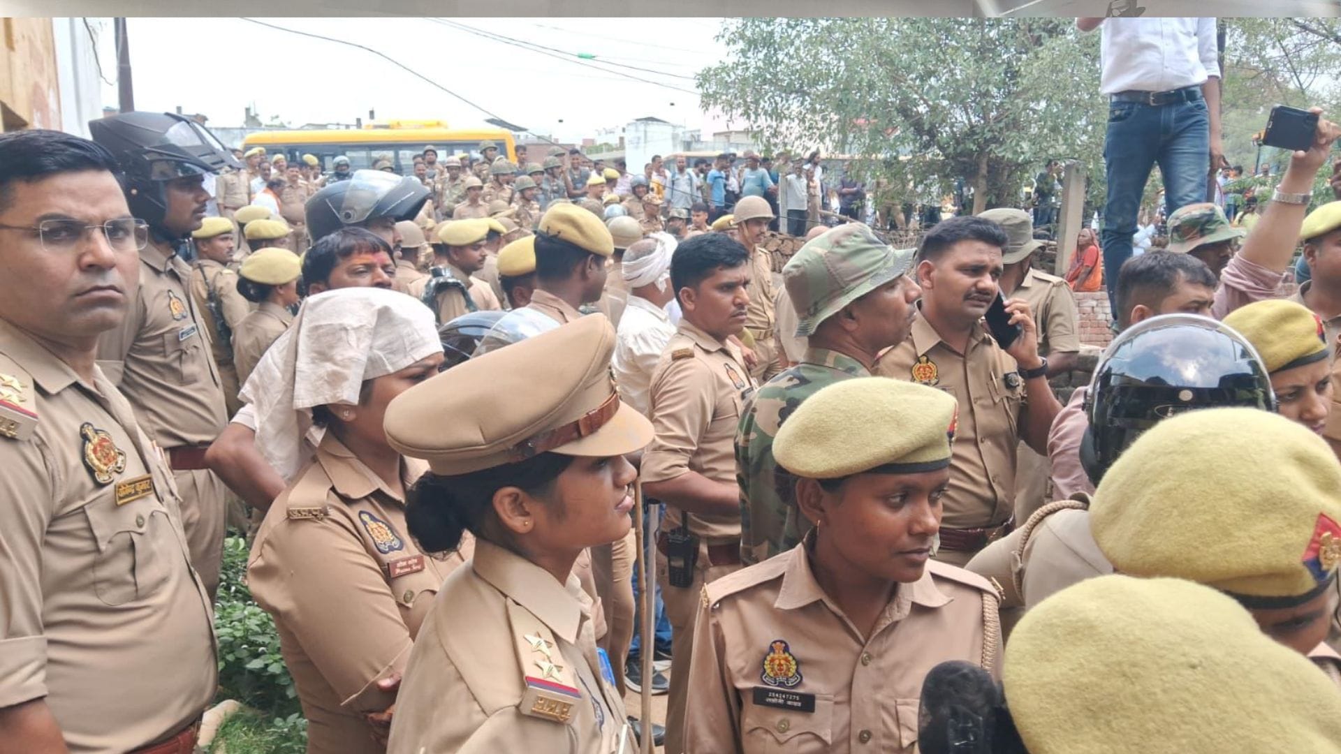 Bulldozer Action in Varanasi Encroachments Removed in Presence of Police Forces