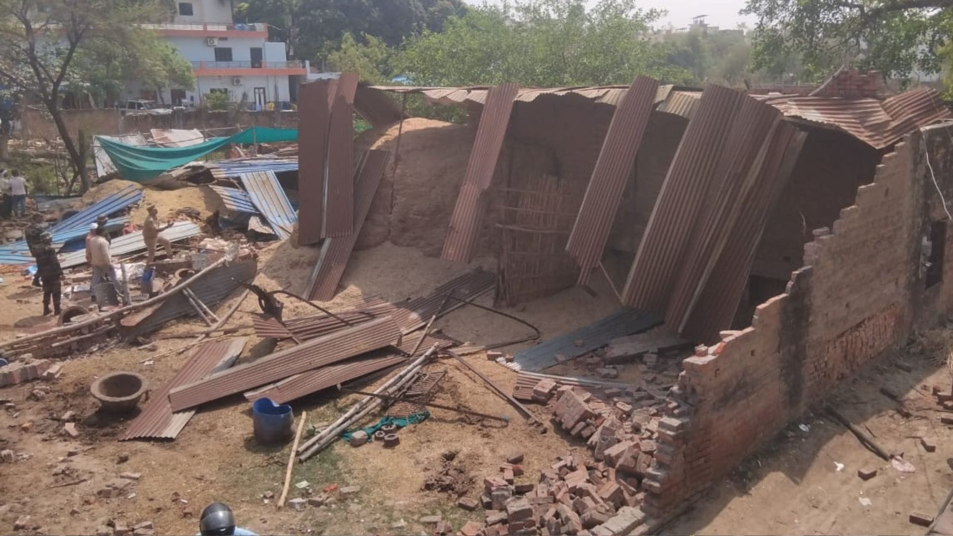 Bulldozer Action in Varanasi Encroachments Removed in Presence of Police Forces