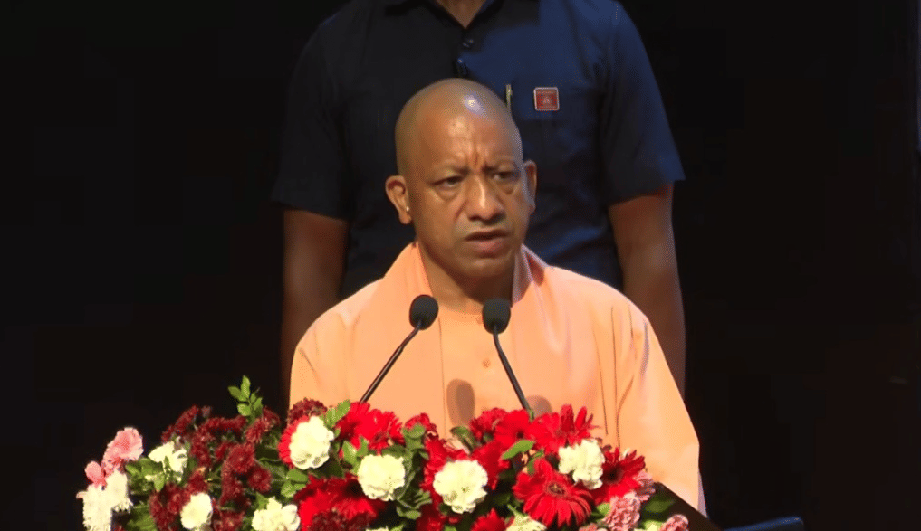 UP News: Chief Minister Yogi said, there is rule of law in UP, fear among criminals