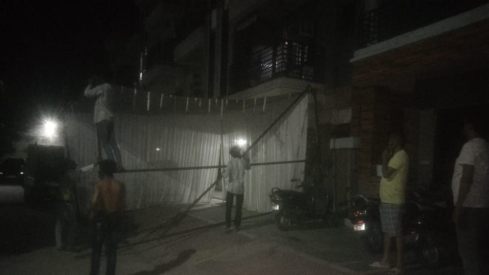 Income Tax Employee Jumps to Death in Agra Son’s Behavior Raises Questions