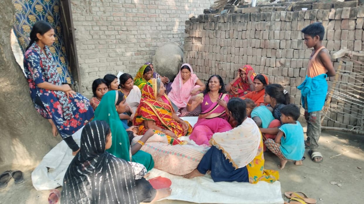 Mom is not saying anything six-year-old girl told her grandparents ASHA worker commit suicide in Saran