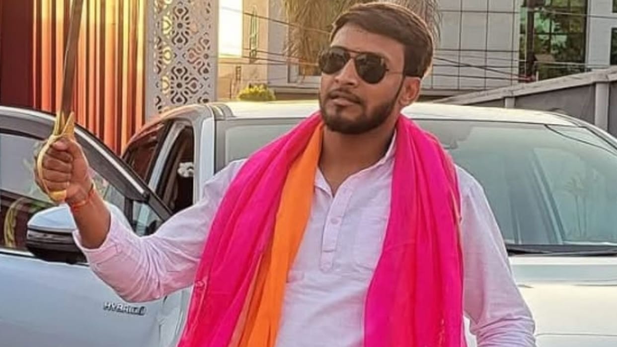 Former DU Student Drowns While Taking Selfie from Boat at 1:40 AM Died in Varanasi