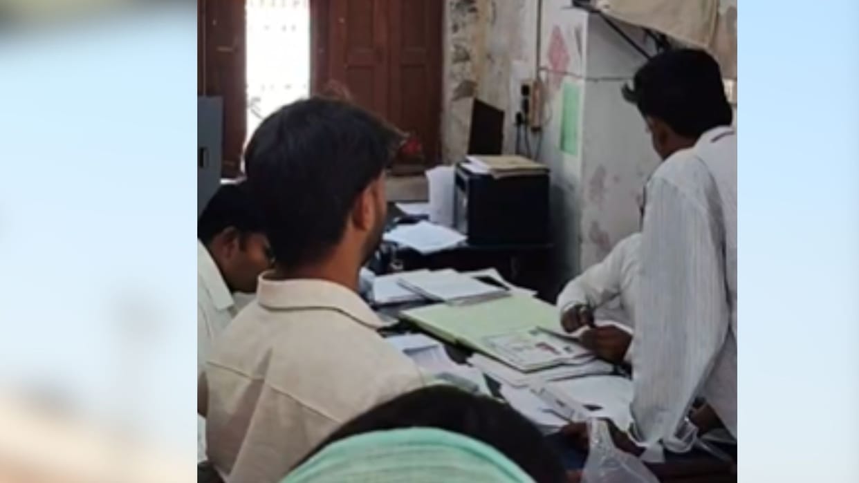 People Facing Difficulties Obtaining Birth and Death Certificates in varanasi