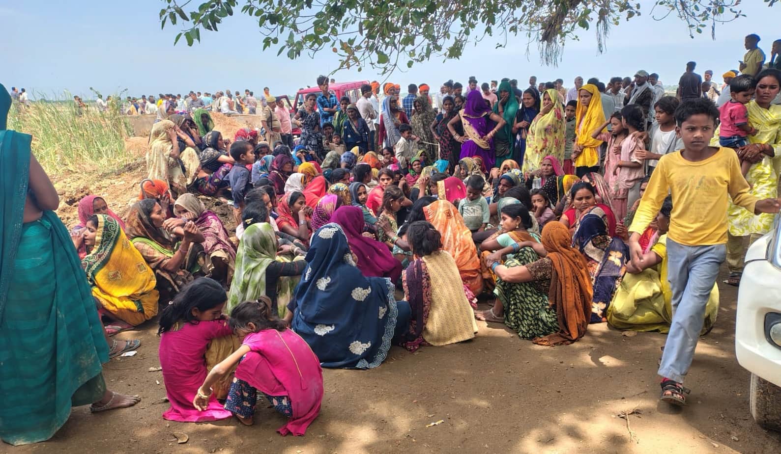 Hamirpur Boat Accident Mother Knew How to Swim Yet Drowned Trying to Save Son Six Bodies Recover in 22 Hours