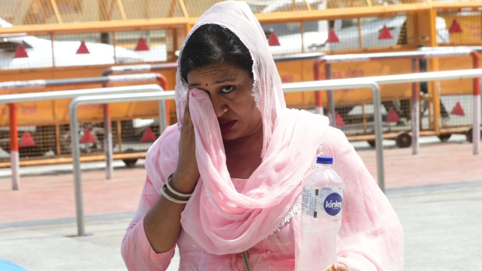 Varanasi Weather first week of May remains caught in tug-of-war between easterly and westerly winds