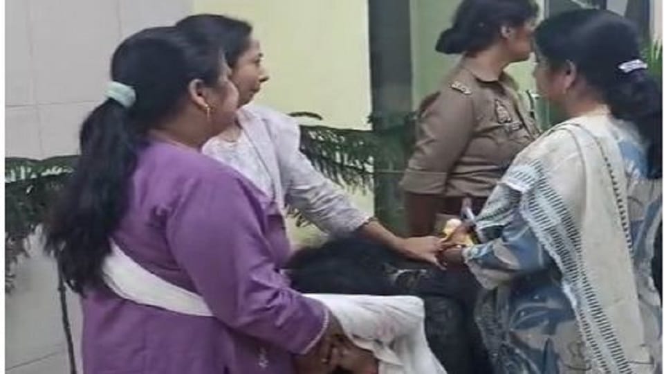 Income Tax Employee Jumps to Death in Agra Son’s Behavior Raises Questions